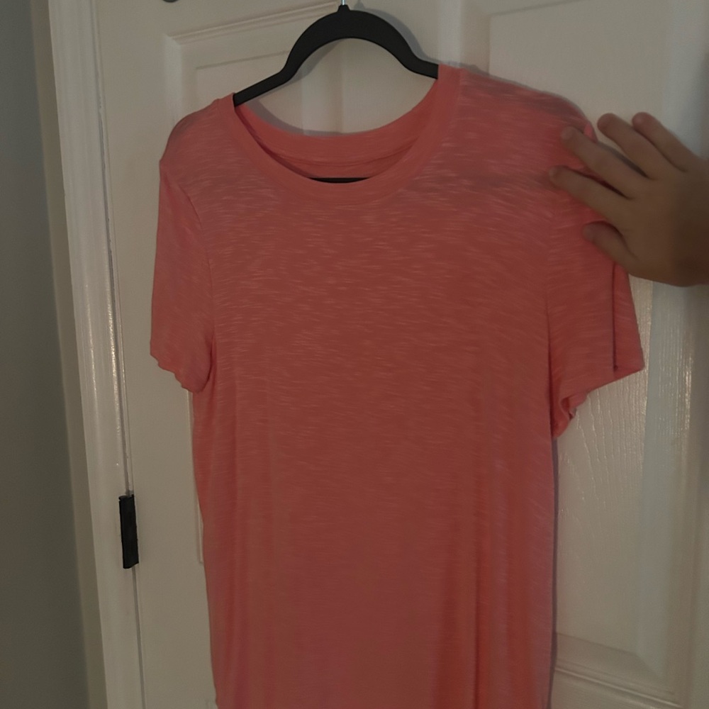 GAP Luxe T-Shirt in Coral